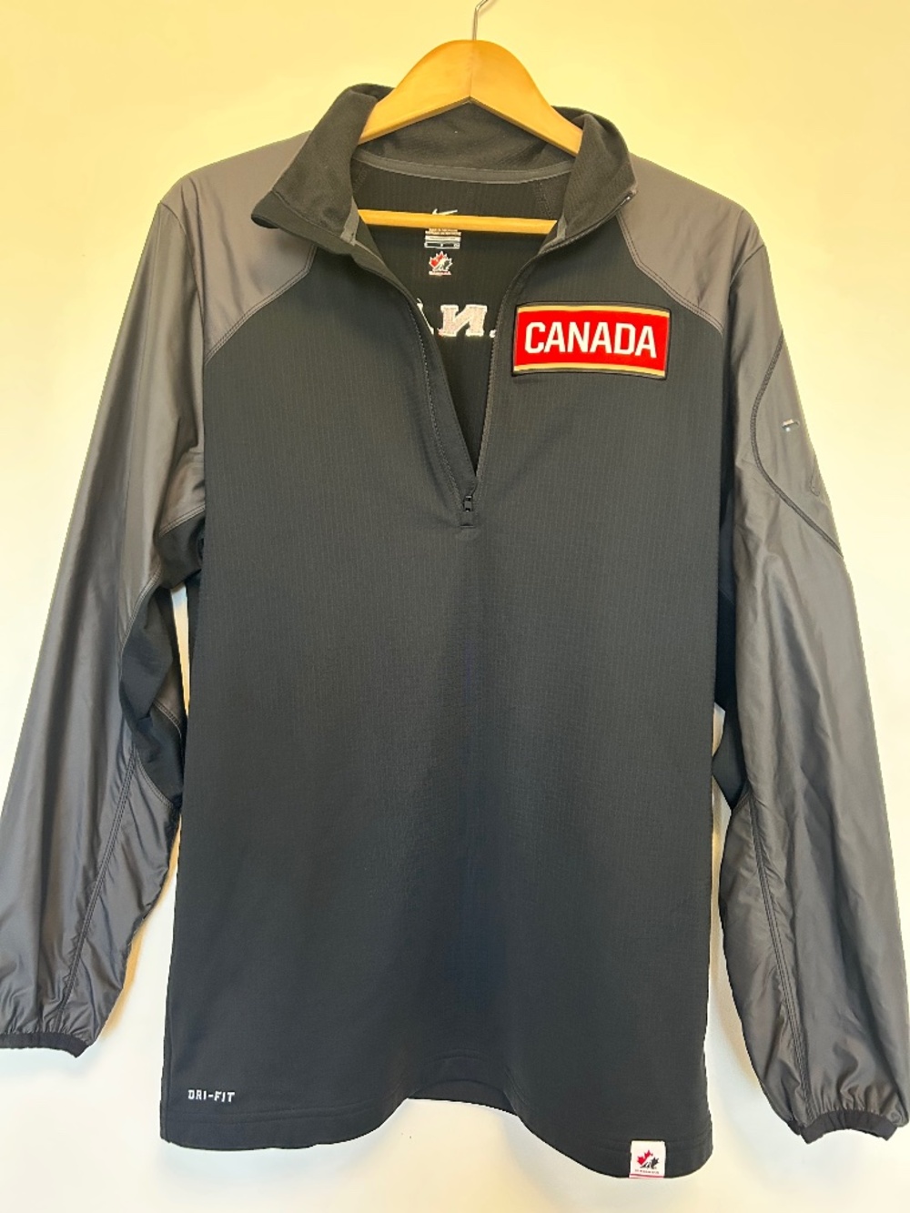 Nike Hockey Canada Olympic Quarter Zip Athletic Training Sweatshirt Size S